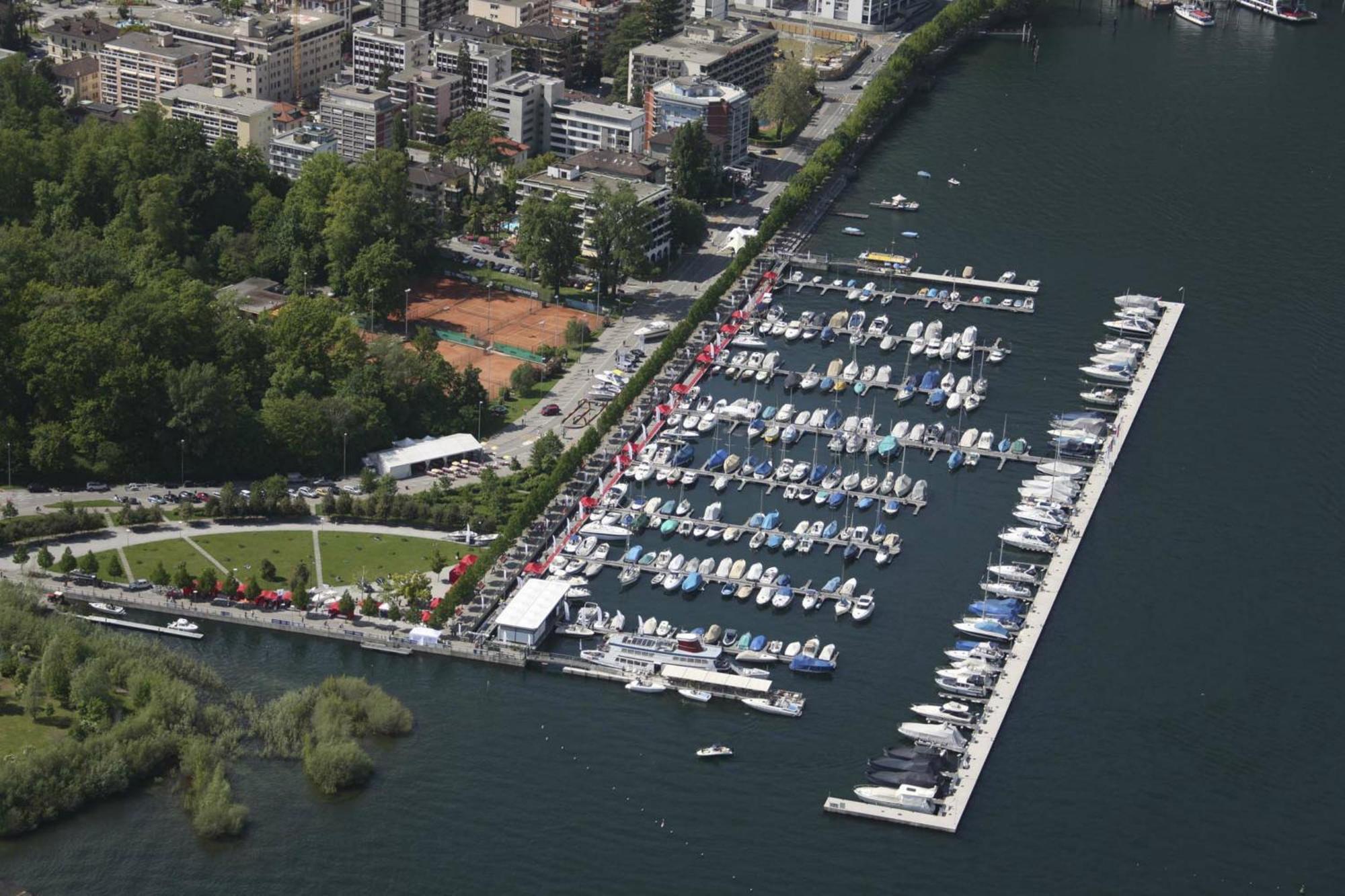 Aparthotel Al Lago 로카르노 외부 사진