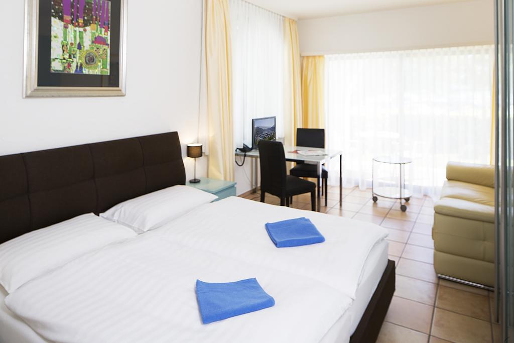 Aparthotel Al Lago 로카르노 외부 사진
